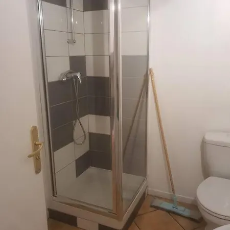 Apartment Budgetbnb 184, Confortable Proche Opera Toulon
